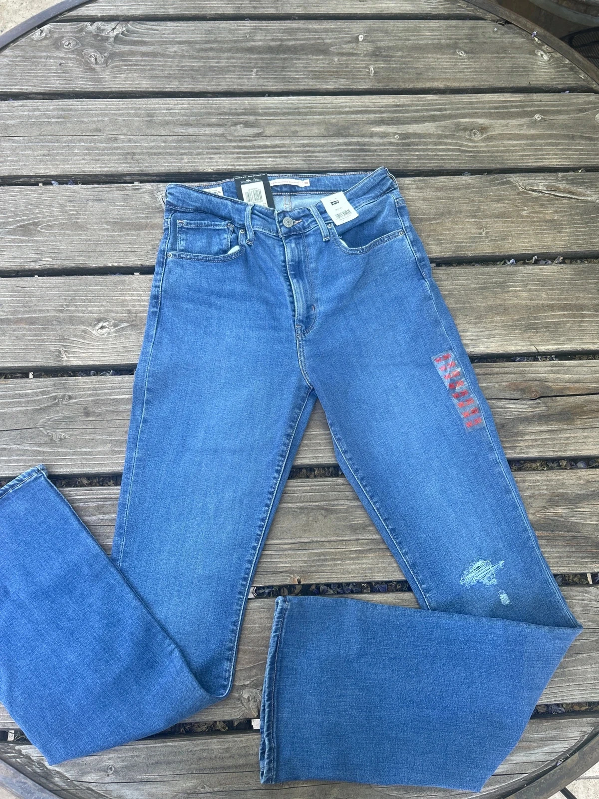 Jean Levi's neuf taille W30 L32 Modèle 725
